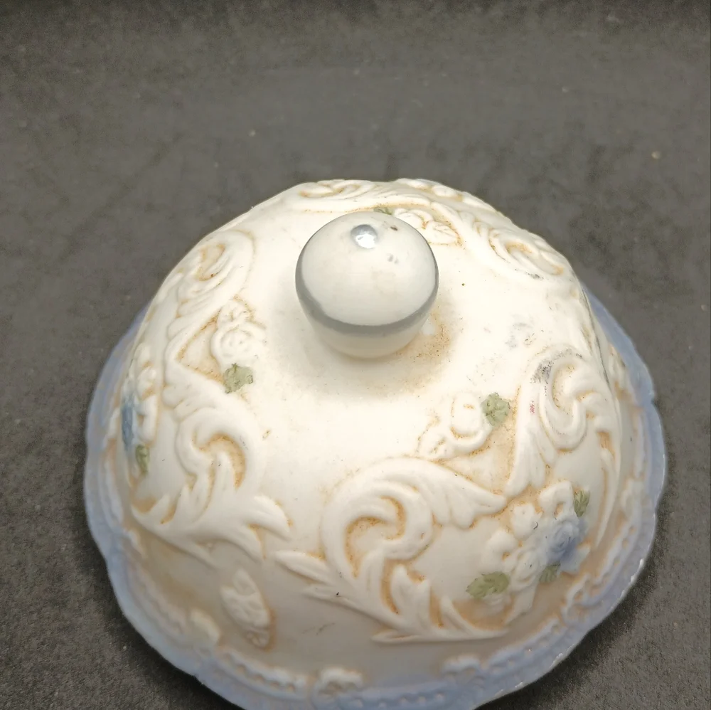 vintage porcelain jar urn white blue flower